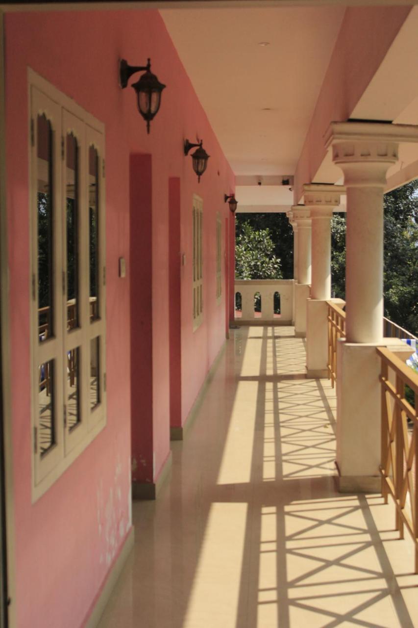 Marayoor Holidays Annex Paradise Valley Inn Maraiyur Екстер'єр фото