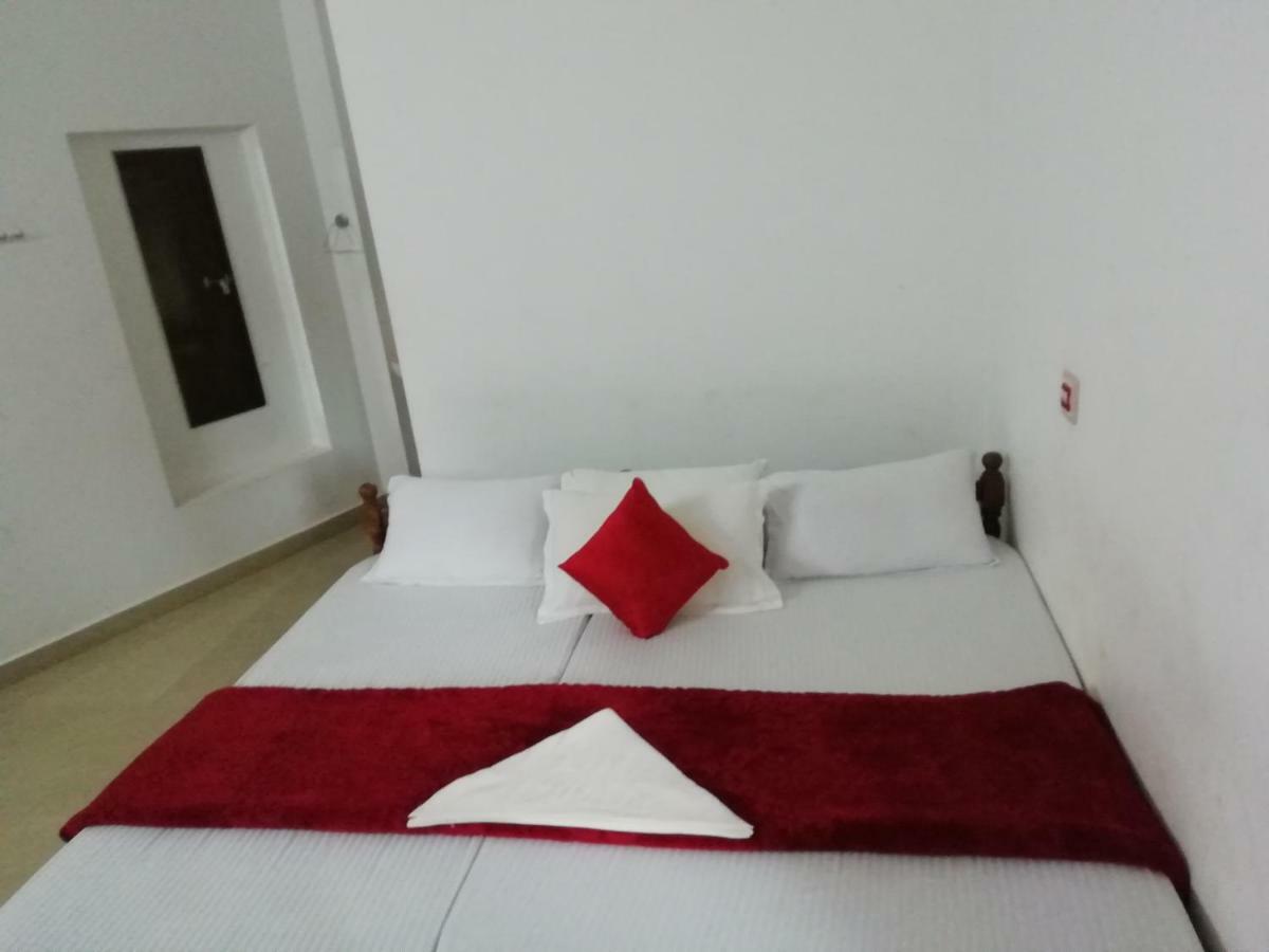 Marayoor Holidays Annex Paradise Valley Inn Maraiyur Екстер'єр фото