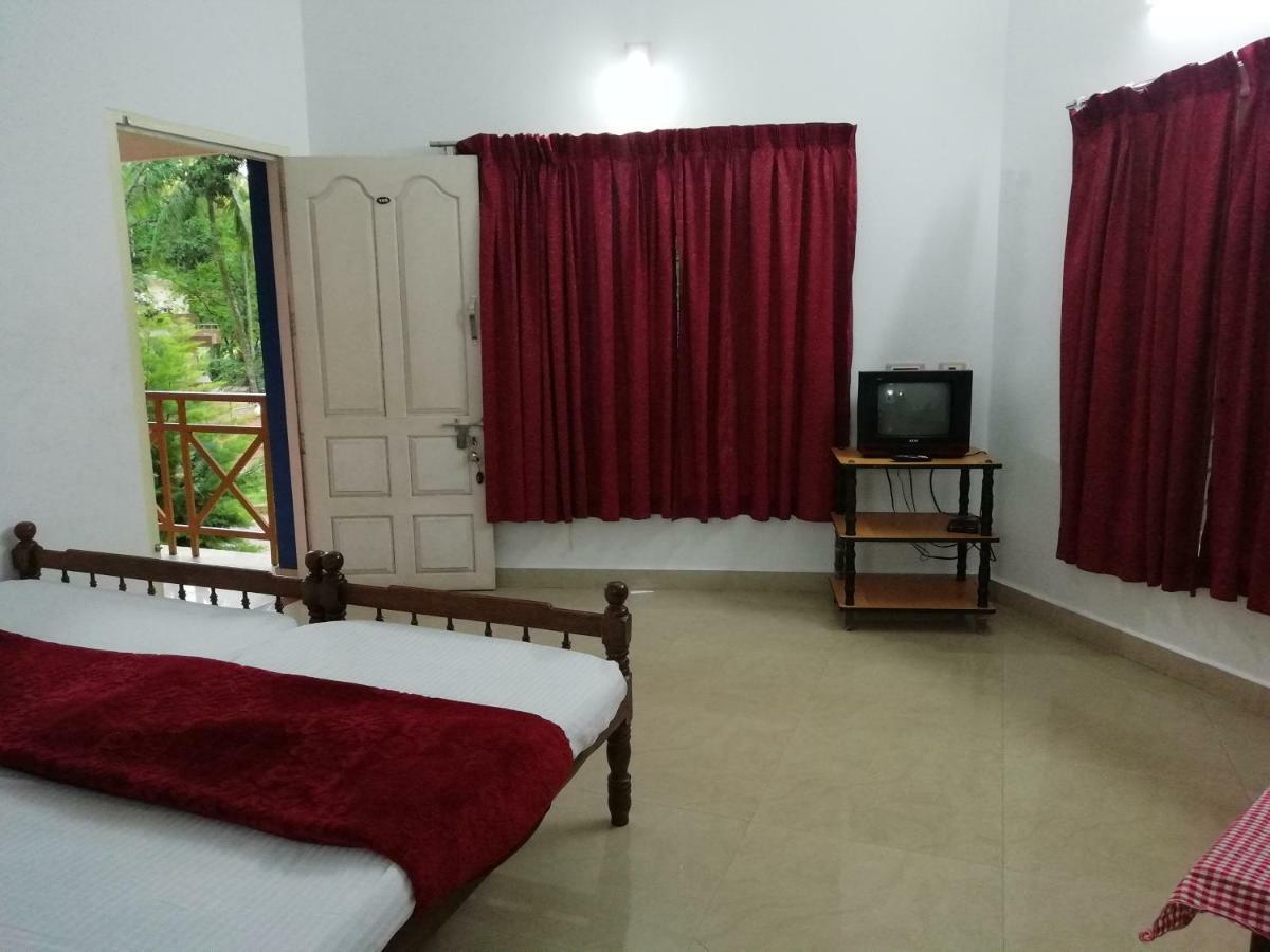 Marayoor Holidays Annex Paradise Valley Inn Maraiyur Екстер'єр фото